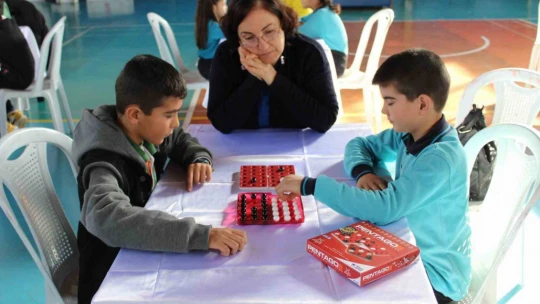 Koçarlı'da Akıl ve Zekâ Oyunları Turnuvası tatlı rekabete sahne oldu