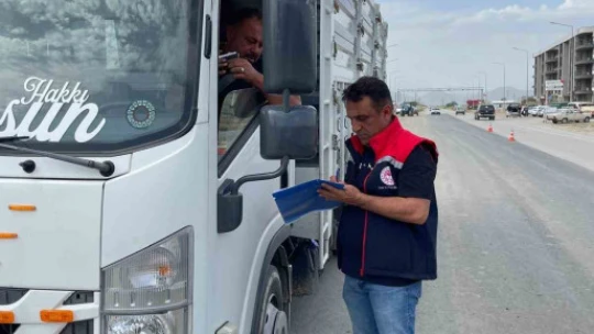 Koçarlı'da canlı hayvan nakil araçları denetlendi