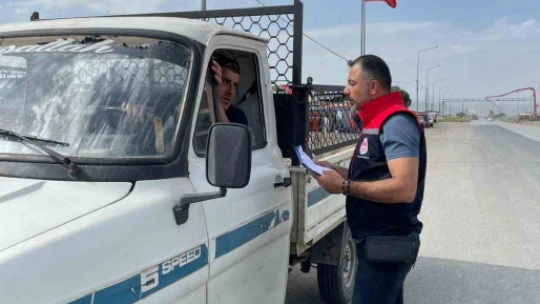 Koçarlı'da canlı hayvan nakil araçları denetlendi