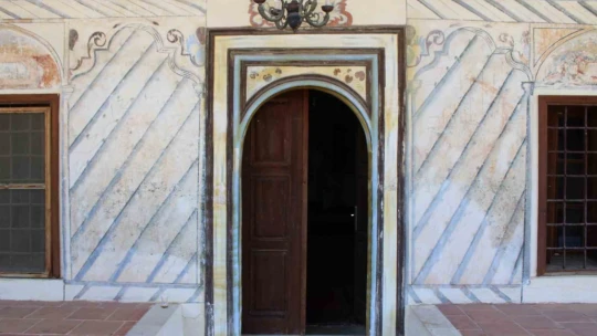Koçarlı'da tarihe tanıklık eden Cihanoğlu Camii, 239 yıldır ayakta
