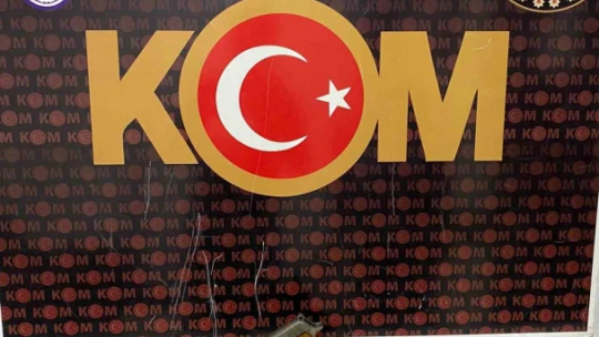KOM ekipleri gece yarısı operasyonuyla suç örgütünü çökertti: 5 tutuklama