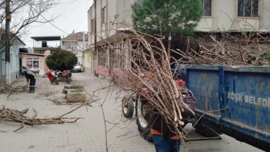 Köşk Belediyesi, mahallelerde çalışmalarını sürdürüyor