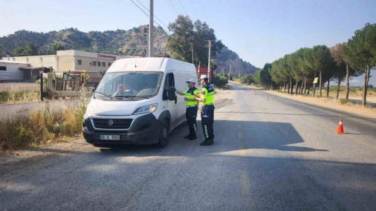 Köşk'te 201 araç sorgulandı