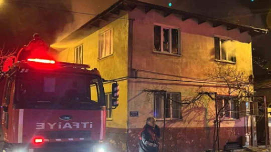 Köşk'te bir ev, alevlere teslim oldu