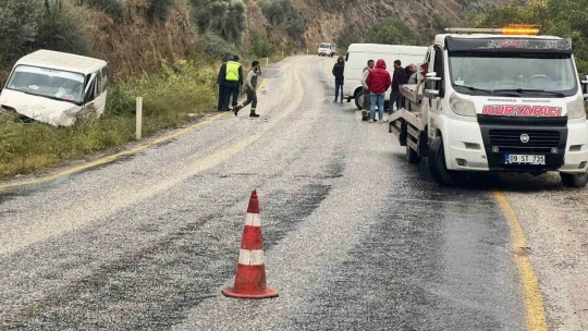 Köşk'te iki minibüs çarpıştı: 2 yaralı