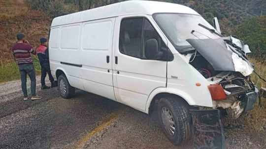 Köşk'te iki minibüs çarpıştı: 2 yaralı