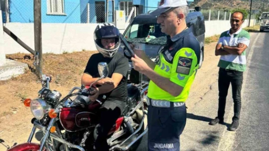 Köşk'te jandarma ekiplerinden şok trafik uygulaması