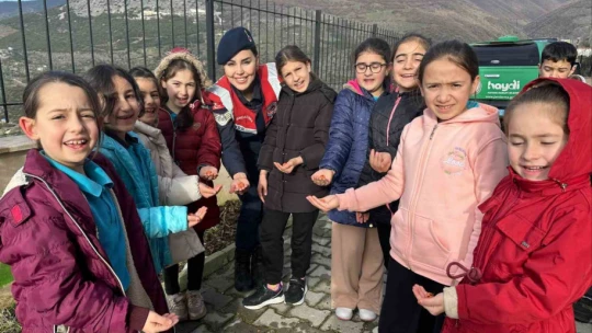 Köşk'te öğrencilere ağaç sevgisi aşılandı
