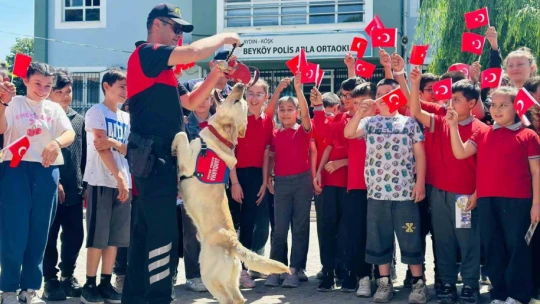 Köşk'te öğrencilere siber zorbalık anlatıldı