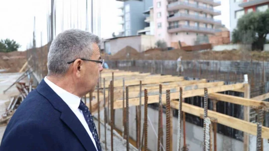 Köşk'te yarı olimpik yüzme havuzunda çalışmalar hız kesmiyor