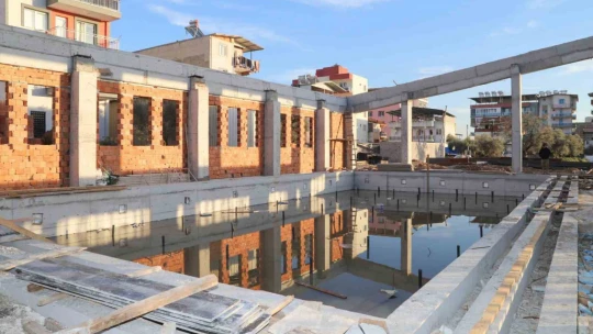 Köşk'teki yarı olimpik yüzme havuzunda çalışmalar hız kesmiyor