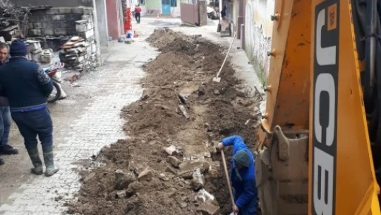 ASKİ çalışıyor Aydın'ın altyapısı yenileniyor