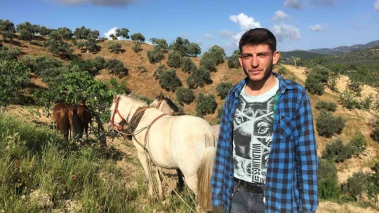 Köyünü terk etmeyen gençler günlük 3 bin liraya çalışıyor