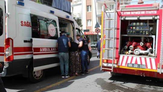 Küçük çocuk çakmakla oynarken evi yaktı