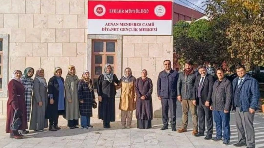 Kuran kursu öğreticileri Gençlik Merkezi'nde bir araya geldi