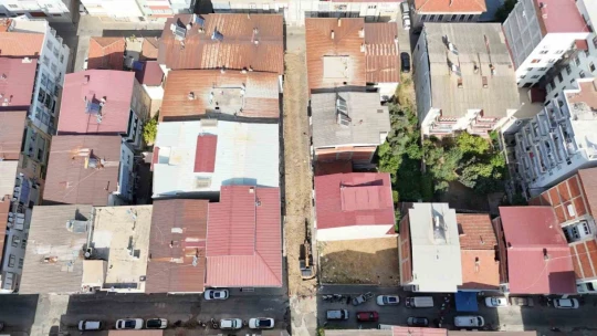 Kurtuluş'ta yol çalışmaları başladı