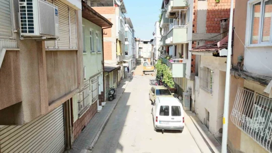 Kurtuluş'ta yol çalışmaları başladı