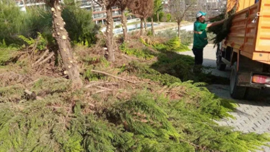 Kuşadası bayrama hazırlanıyor