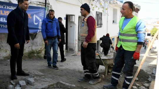 Kuşadası Belediye Başkanı Günel vatandaşlarla bir araya geldi