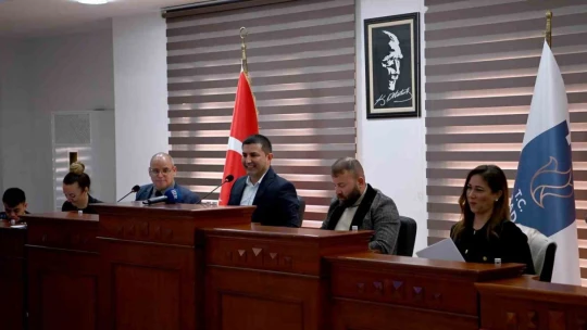 Kuşadası Belediye Meclisi Şubat ayı Toplantısı Davutlar'da yapıldı