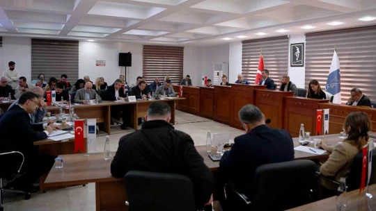 Kuşadası Belediye Meclisi Şubat ayı Toplantısı Davutlar'da yapıldı