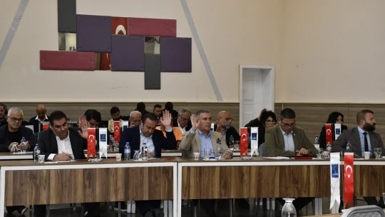 Kuşadası Belediye Meclisi yılın son toplantısını gerçekleştirdi