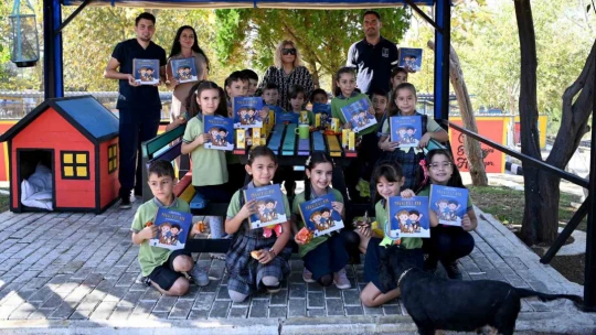 Kuşadası Belediyesi çocukları can dostlarla buluşturdu