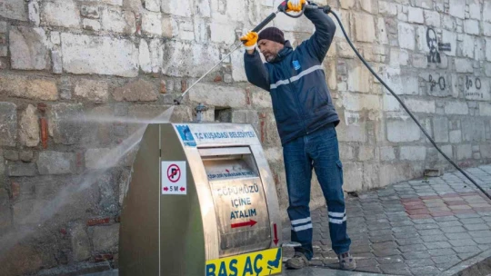 Kuşadası Belediyesi kenti turizm sezonuna hazırlıyor