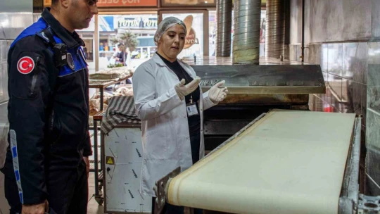 Kuşadası Belediyesi'nden ekmek fırınlarına hijyen ve gramaj denetimi