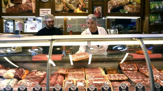 Kuşadası Belediyesi'nden gıda işletmelerine denetim