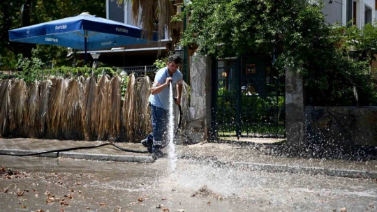 Kuşadası Belediyesi'nden Güzelçamlı'ya hizmet seferberliği