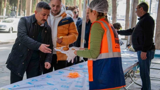 Kuşadası Belediyesi'nden şehitler için lokma hayrı
