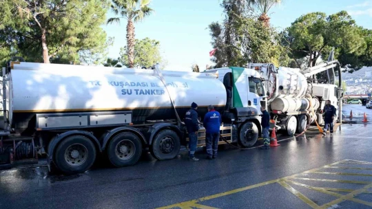 Kuşadası Belediyesi şiddetli yağışlara karşı teyakkuzda