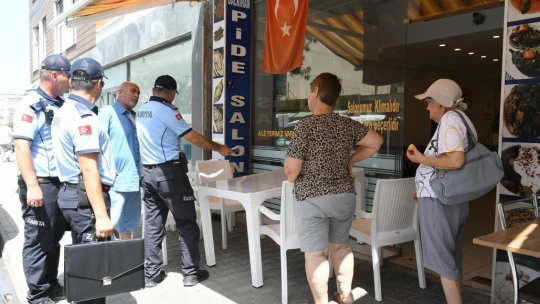 Kuşadası Belediyesi sıfır işgaliyede kararlı