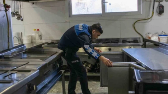 Kuşadası Belediyesi yılbaşı dolayısıyla hijyen denetimlerini sıklaştırdı