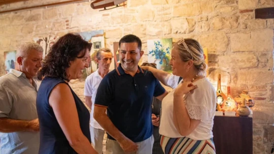 Kuşadası İbramaki Sanat Galerisi, el sanatları sergisine ev sahipliği yapıyor