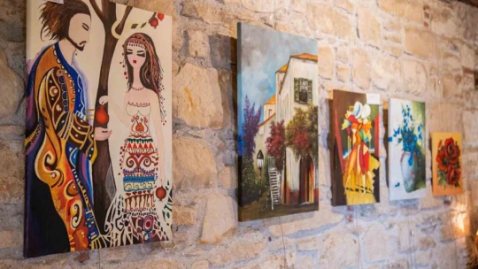 Kuşadası İbramaki Sanat Galerisi, el sanatları sergisine ev sahipliği yapıyor