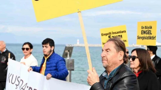 Kuşadası'nda '3 Aralık Dünya Engelliler Günü' kutlandı