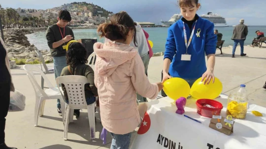 Kuşadası'nda 'Erken Tanı, Sağlıklı Gelecek' etkinliği fark oluşturdu