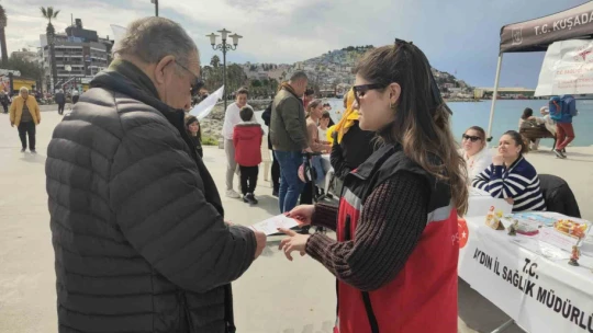 Kuşadası'nda 'Erken Tanı, Sağlıklı Gelecek' etkinliği fark oluşturdu