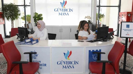 Kuşadası'nda 'Güvercin Masa' çözüm üretmeye devam ediyor