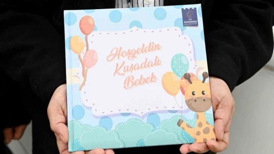 Kuşadası'nda 'hoş geldin bebek' ziyaretleri devam ediyor
