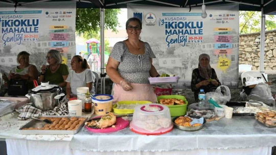 Kuşadası'nda 'İkioklu Şenliği' başladı