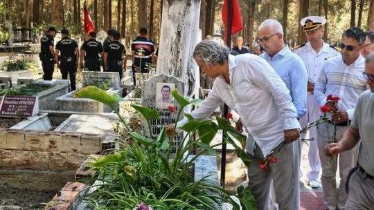 Kuşadası'nda 15 Temmuz ruhu yaşatılıyor