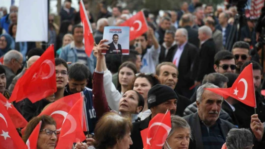 Kuşadası'nda 15 yeni projenin açılış ve temel atma töreni yapıldı