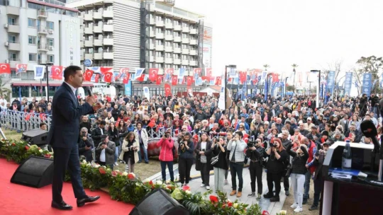 Kuşadası'nda 15 yeni projenin açılış ve temel atma töreni yapıldı