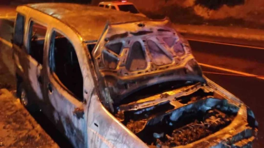 Kuşadası'nda araçların kundaklandığı iddiası