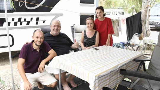 Kuşadası'nda bayram tatilinin gözdesi 'Ada Camping' oldu