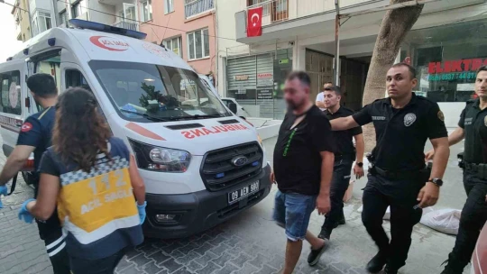 Kuşadası'nda çıkan kavgada kan aktı