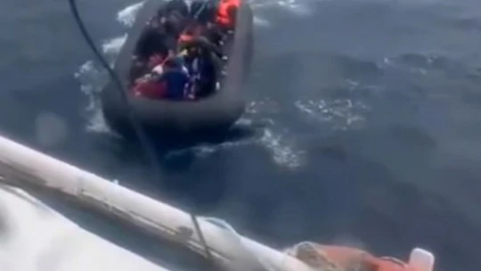 Kuşadası'nda denizde can pazarı